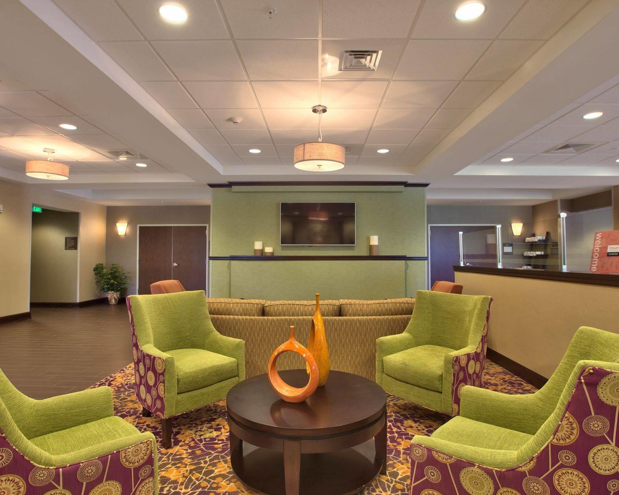 Comfort Inn & Suites Dothan East Exterior photo